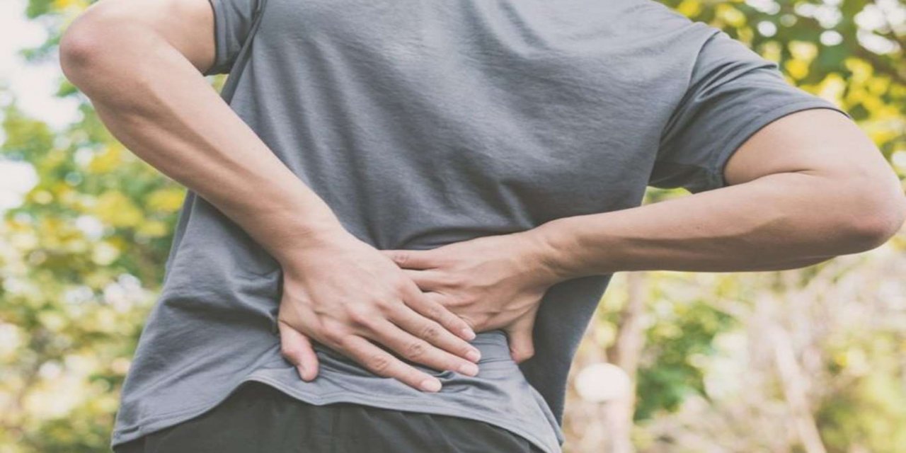 Uzun süre oturmak bel ağrısına neden oluyor!