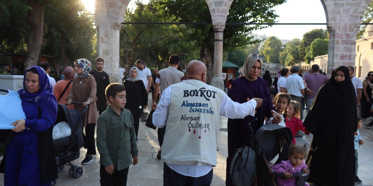 'Peygamber sünnetidir' diyen 'Boykot amca' sokaklarda israil ürünlerini protestoya davet ediyor