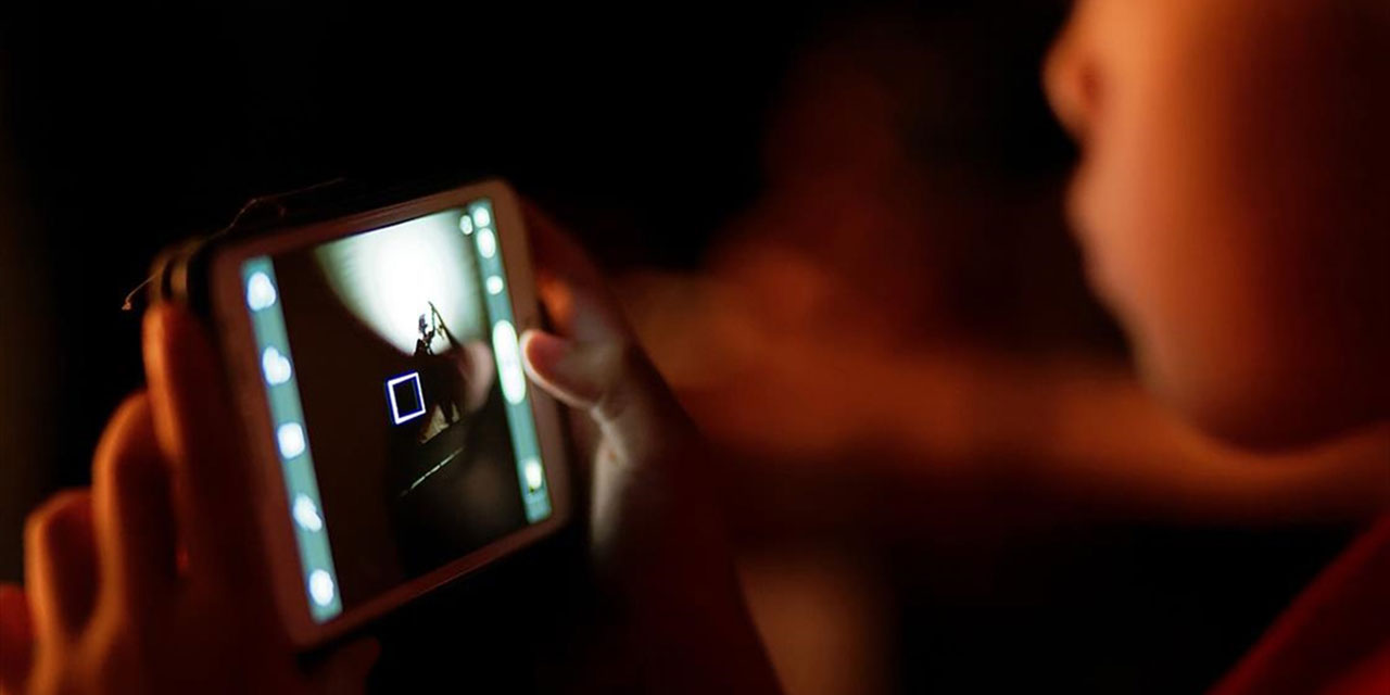 Yunanistan da, çocukların sosyal medya kullanımını kısıtlamaya hazırlanıyor