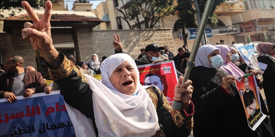 İşgalci İsrail, Filistinlilere yönelik 'aile birleşimi' yasağını uzattı