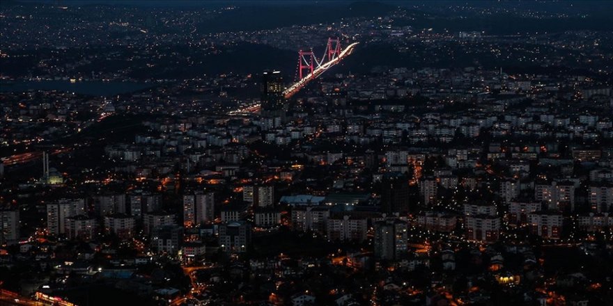 İstanbul'da nüfusu 100'ü geçmeyen 14 mahalle geceleri sessizliğe bürünüyor