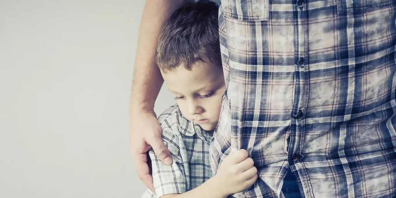 İçedönük ve utangaç çocuklar arasında fark var