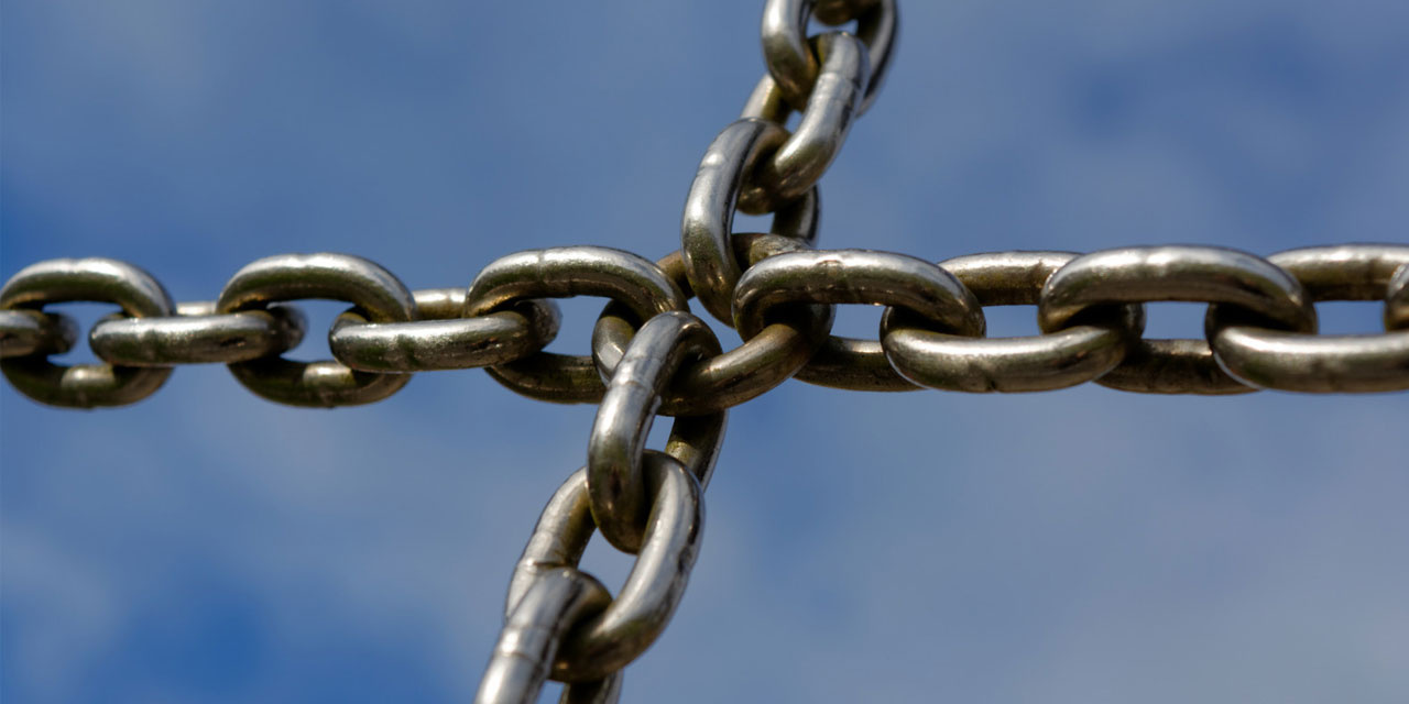 Peygamberimiz (asm) ve Ramazan: Şeytanlar ve cinlerin azgınları zincire vurularak bağlanır