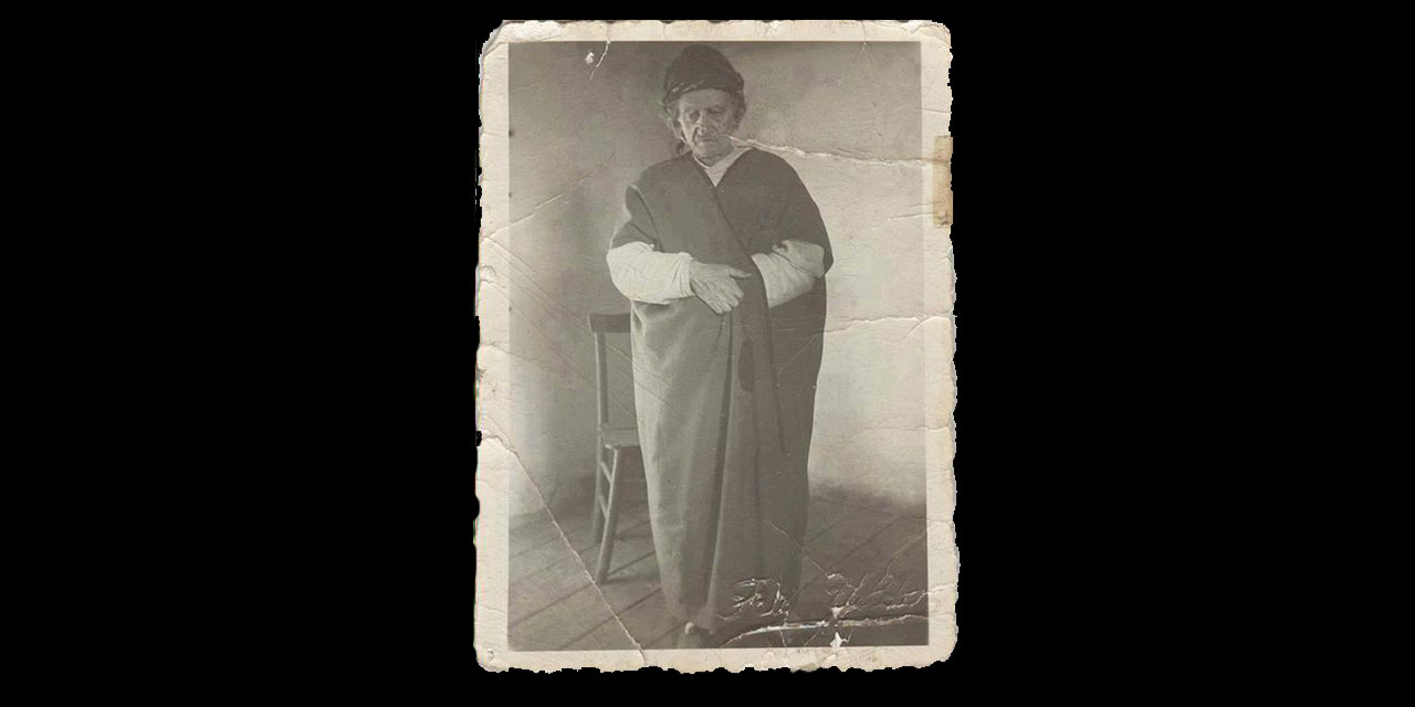 Said Nursi sandalye önünde... İşte o fotoğrafın hikayesi