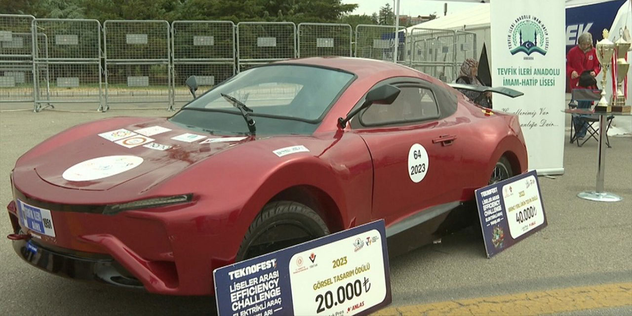 İmam Hatip Liseliler, geliştirdikleri elektrikli araç 'Fatih' ile ödül aldı
