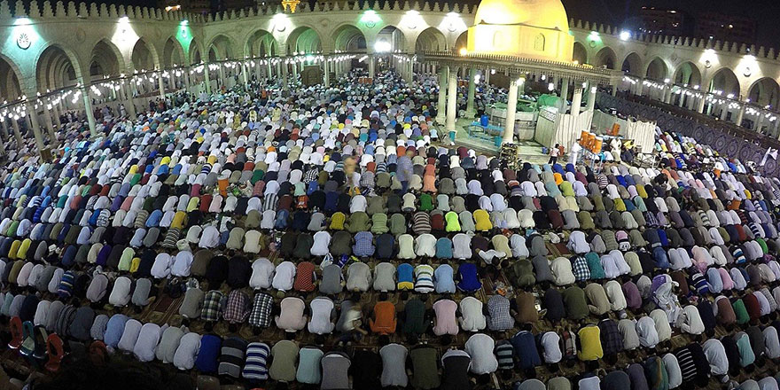Arap ülkelerinde de iftar davetleri yapılacak, teravih namazı camilerde kılınacak