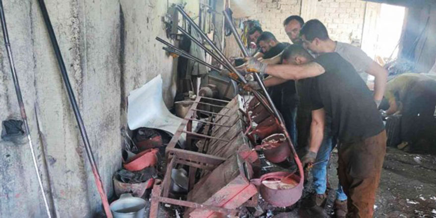 750 derece sıcaklıkta çalışıp oruçlarını aksatmıyorlar