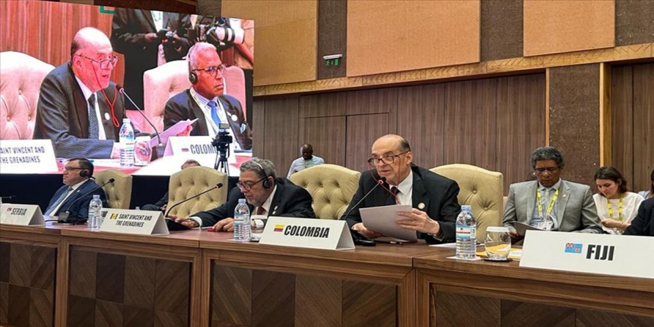 Kolombiya'dan, Güney Afrika'nın israile karşı açtığı soykırım davasına destek