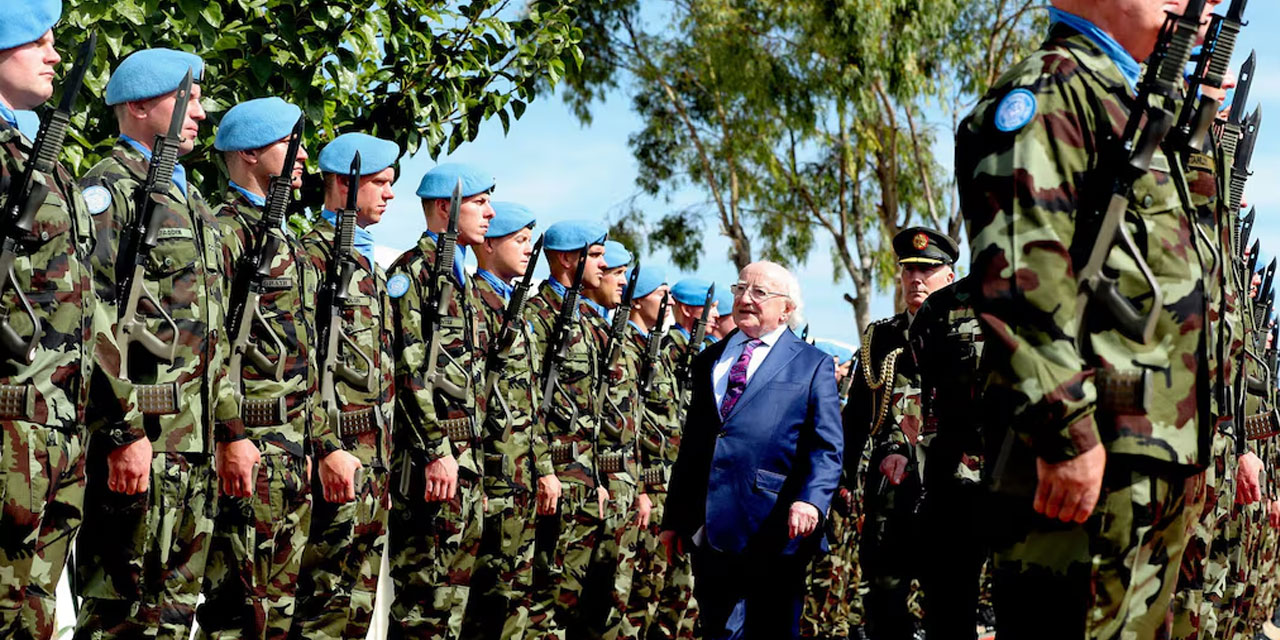 300 İrlandalı asker Lübnan’ın güneyinde, israilin tam karşısında