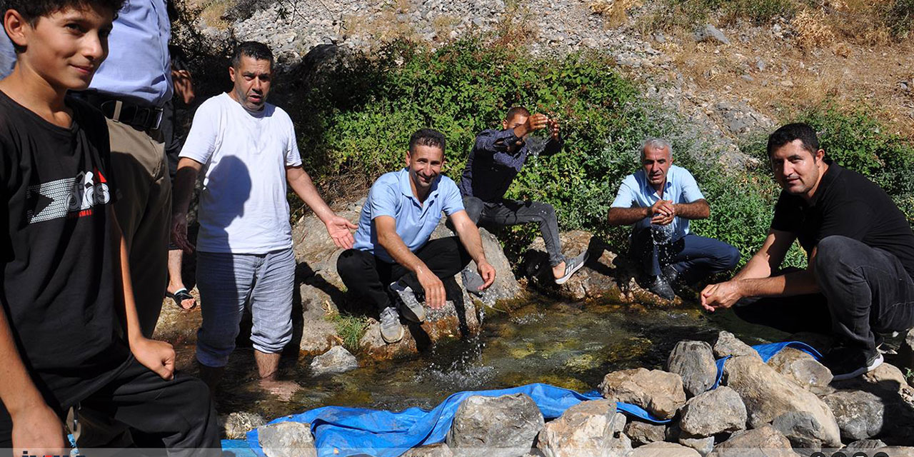 Allah'ın köylerine verdiği su nimeti için 100 yıldır kurban kesiyorlar