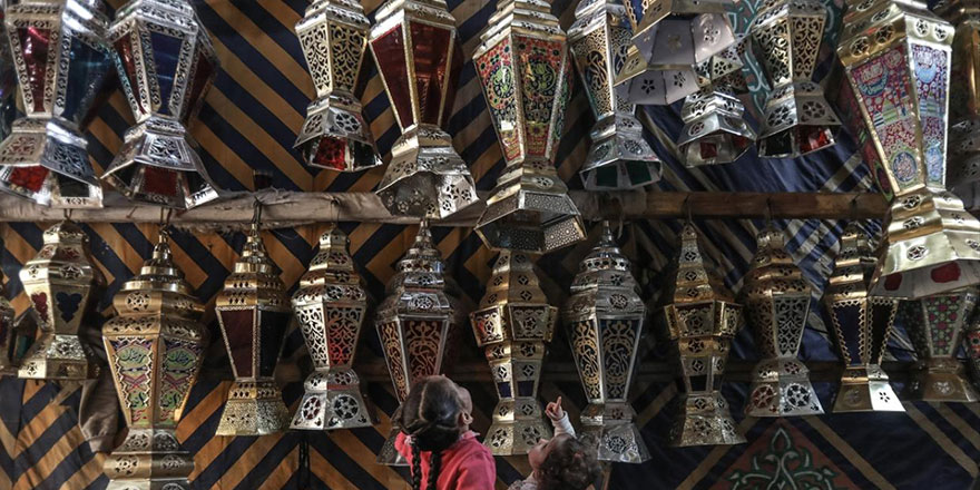 Mısır'da 'Ramazan Fanusları'