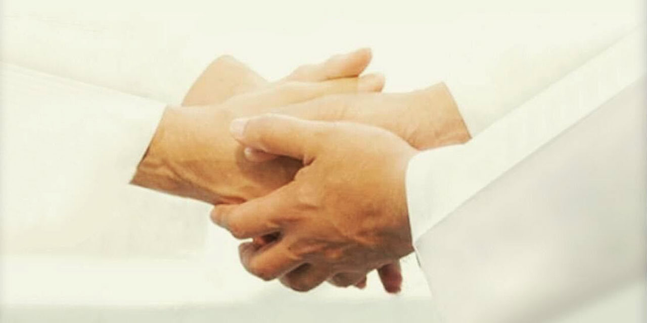 Mübarek bayramınızı tebrik ediyoruz, İnşaallah, âlem-i İslâmın da bayramına yetişirsiniz