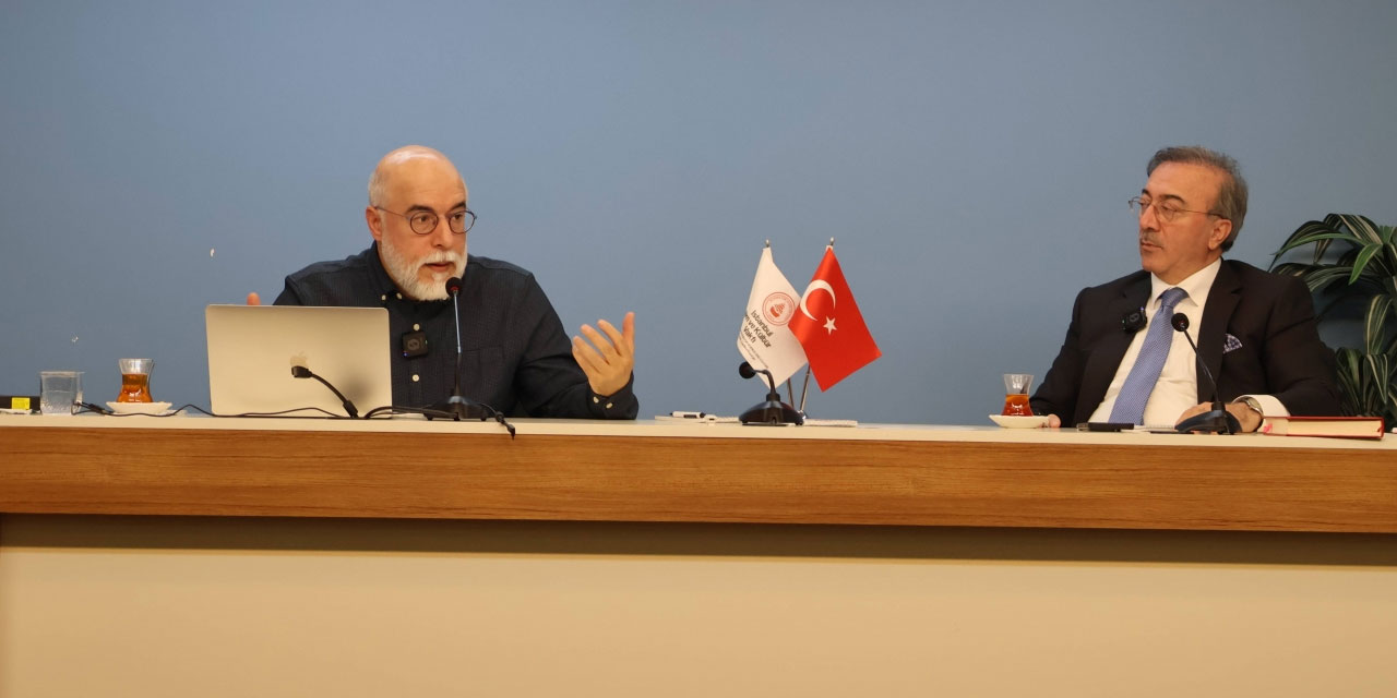 Prof. Mücahit Bilici, Bediüzzaman ve modernliği tecdid, tahkik ve tefsir açısından anlattı