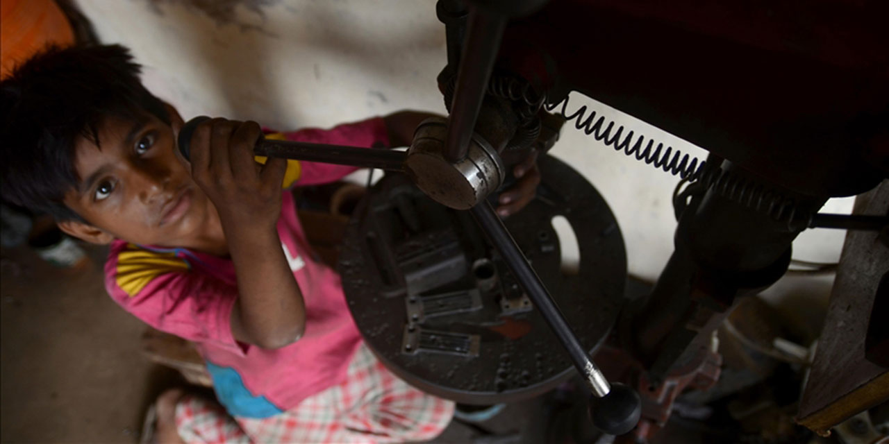 Dünyada 50 milyon modern köle var bunun yarısı zengin ülkelerde