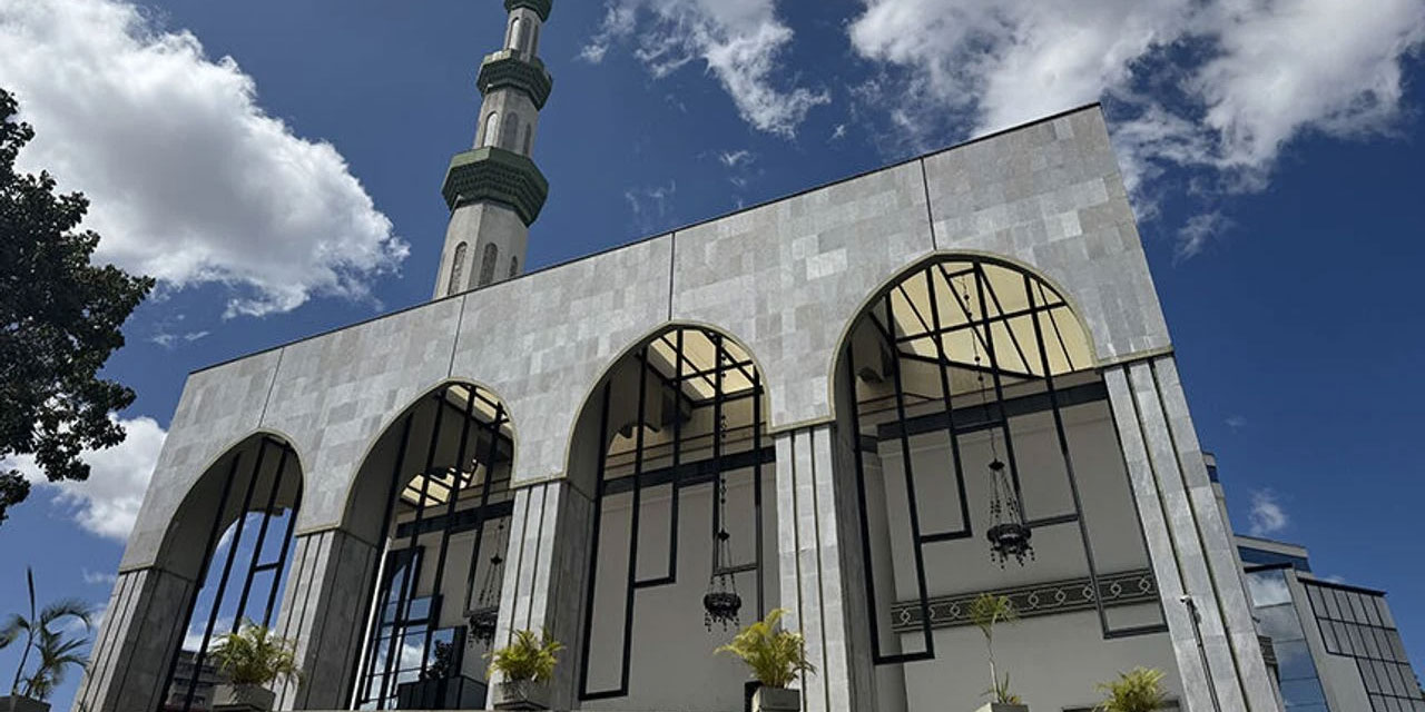 Venezuela’da Latin Amerika’nın en büyük camilerinden: Şeyh İbrahim el-İbrahim Camisi