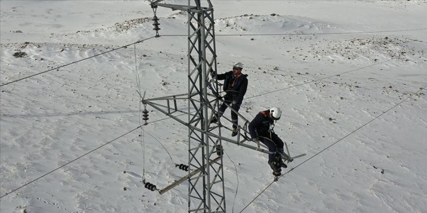Elektrik kesintileri en aza indirilecek! Mağdur vatandaşa tazminat