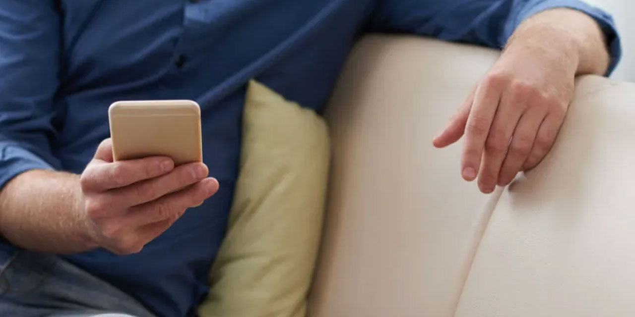 Tatilde artan ekran süresine karşı ebeveynlere tavsiye: Önce siz örnek olun