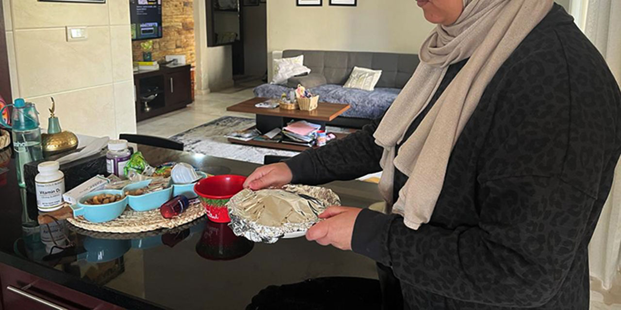 Ürdünlüler iftarda 'hayır tabağı' geleneğini yaşatmaya çalışıyor