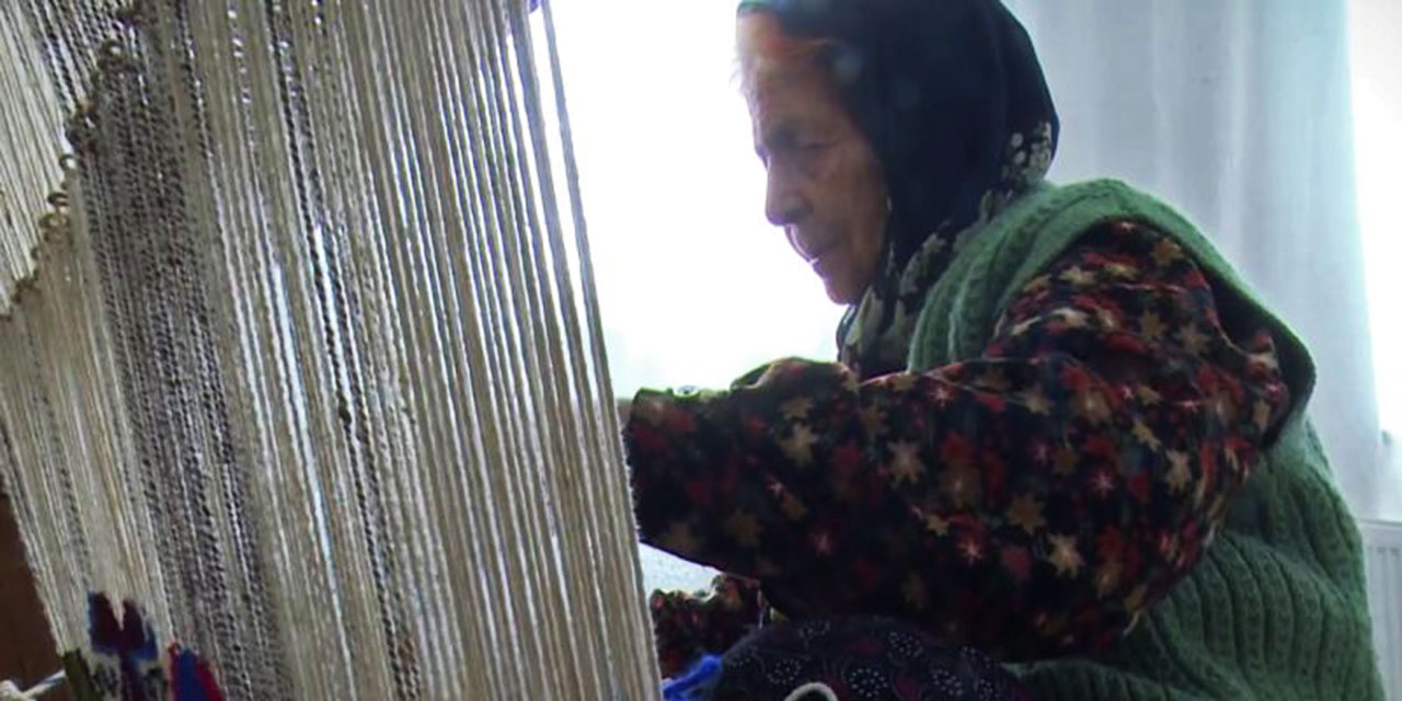 99 yaşında kilim dokuyor: Selver Nine'nin 'Yaşayan İnsan Hazinesi' olması için başvuru yapıldı