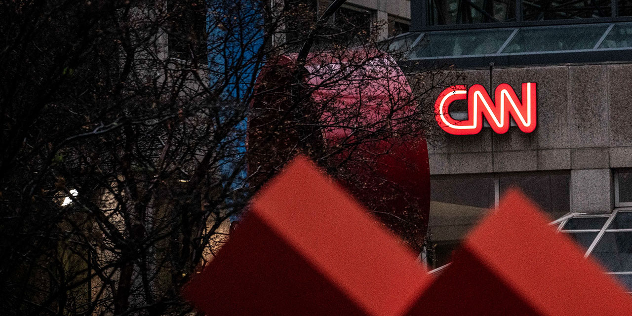 CNN'nin personeli kanalın israil yanlısı yayınlarına isyan etti