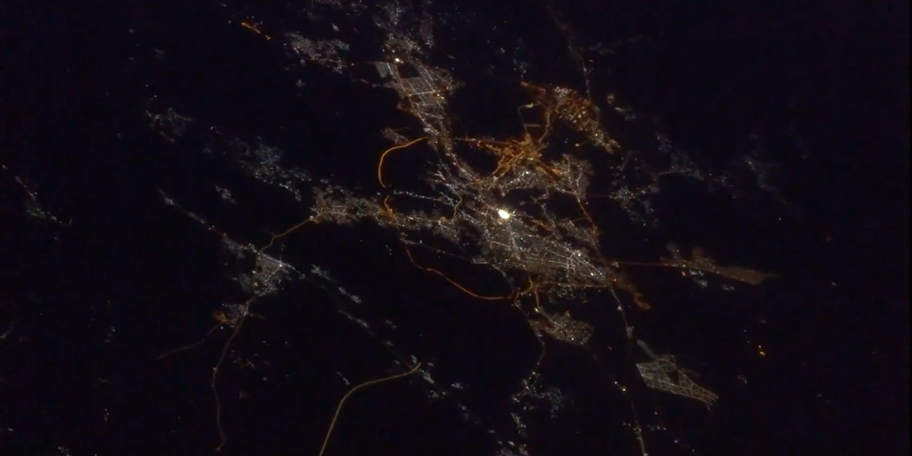 Astronot, uzaydan Mekke ve Medine'nin Kadir Gecesi görüntülerini yayınladı