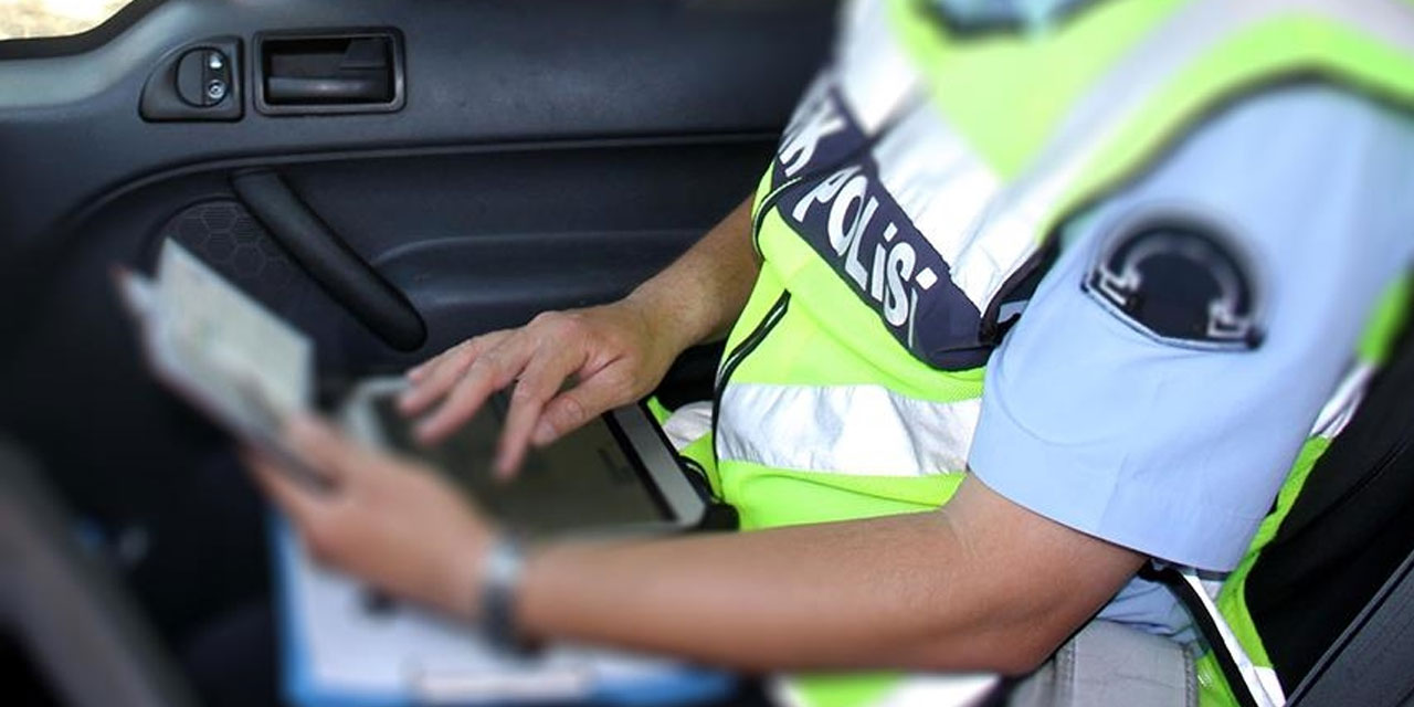 Trafikte tartıştığı kişiye saldıran sürücünün ehliyetine 2045 yılına kadar el konuldu