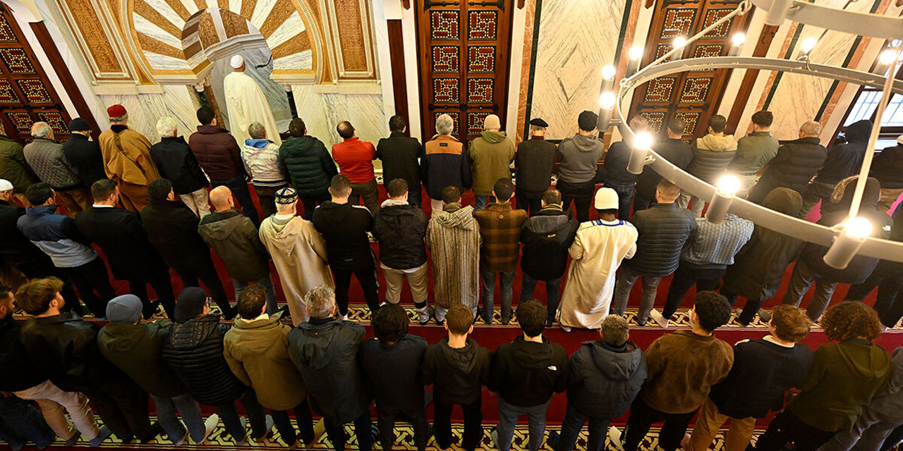 İspanya'daki Ulu Cami'de Müslüman olanların sayısı artıyor