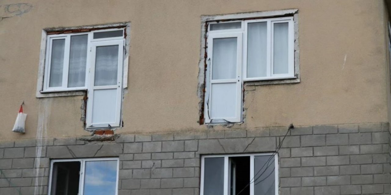 Karadeniz mimarisine yeni örnek: Evi gören gülüyor