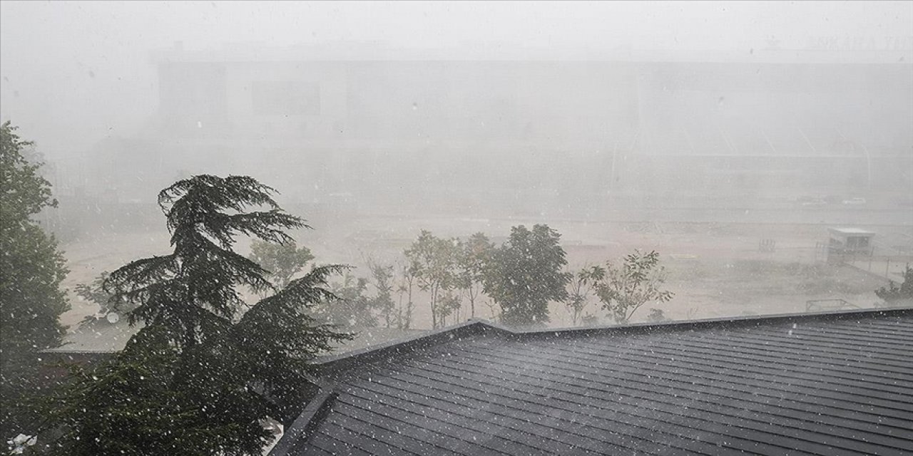 18 il için 'sarı' uyarı: Kuvvetli yağış ve fırtınaya dikkat