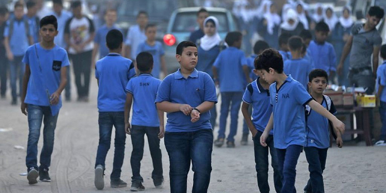 İşgalci İsrail'in müfredata müdahalesine tepki: Filistin okulları eğitimi durdurdu