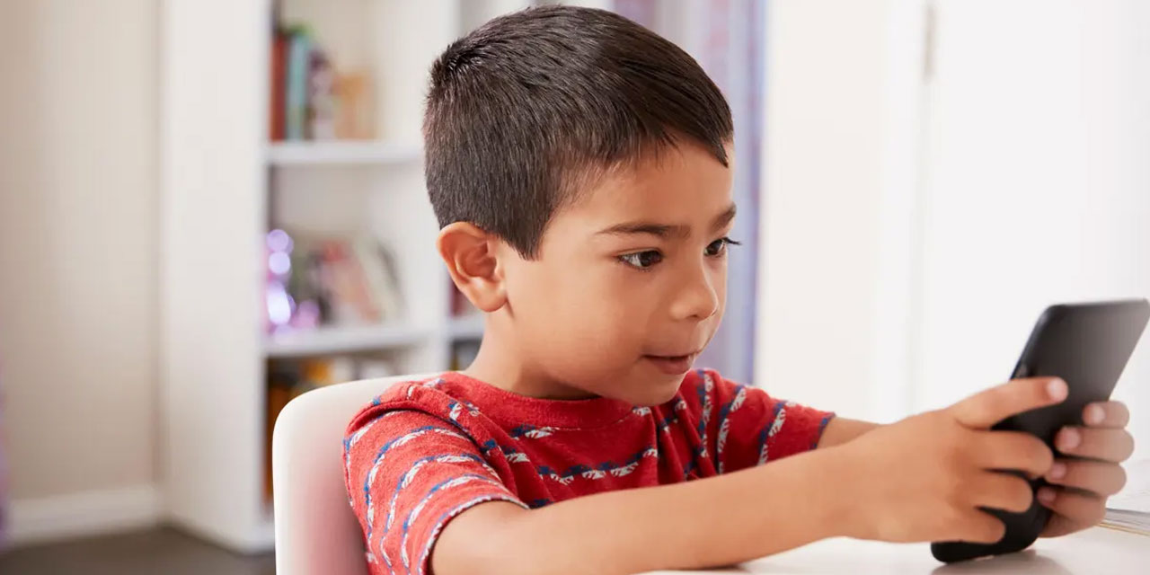 Ekran bağımlığı, göz sağlığını tehdit ediyor