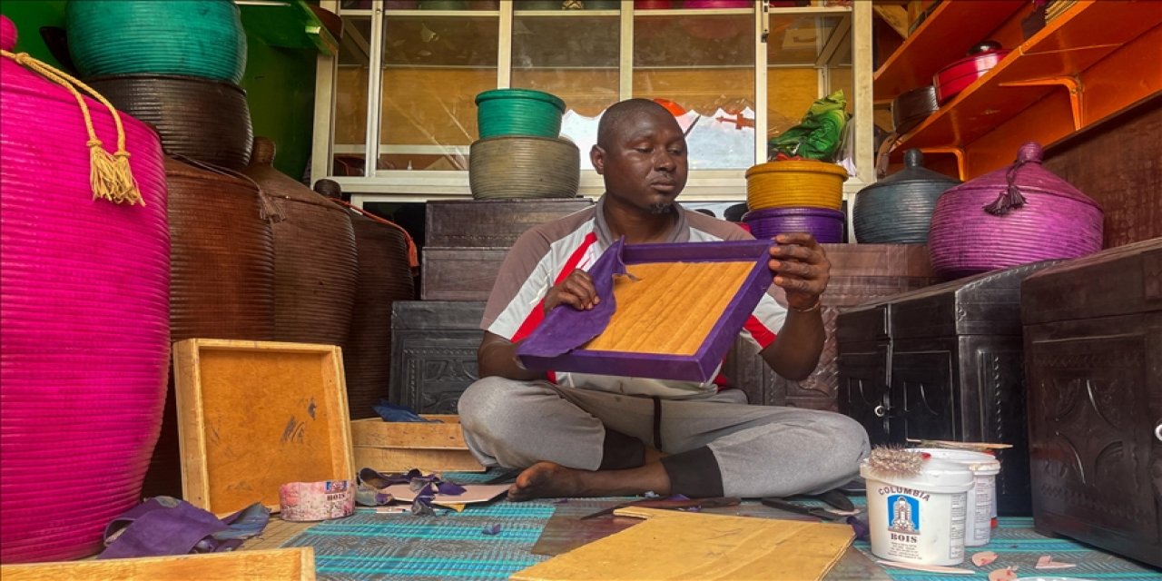 Senegalli zanaatkar Boubacar, Sahel'in kadim sanatını anlattı