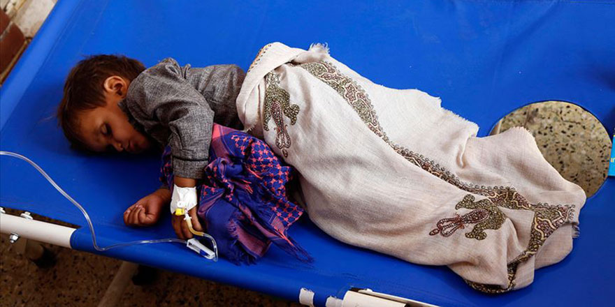Yemen'de çatışmalar nedeniyle binlerce çocuk aşı ve sağlık hizmetlerine ulaşamıyor