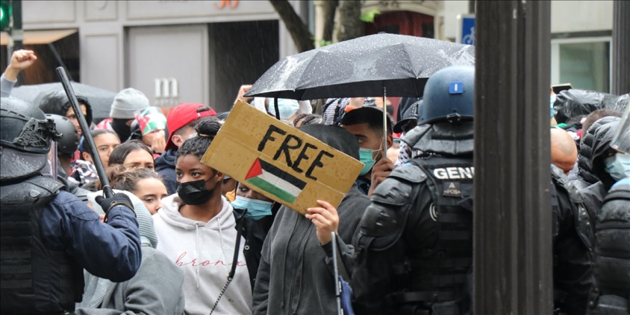 Fransız hükümeti yasakladı ama binler meydanlarda haykırdı: Hepimiz Filistinliyiz!