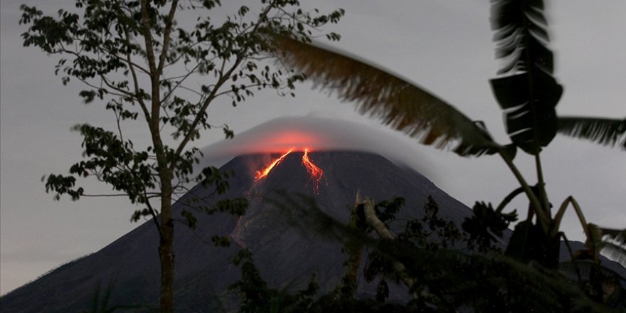 Galapagos Adaları'ndaki Wolf Yanardağı'nda patlama oldu